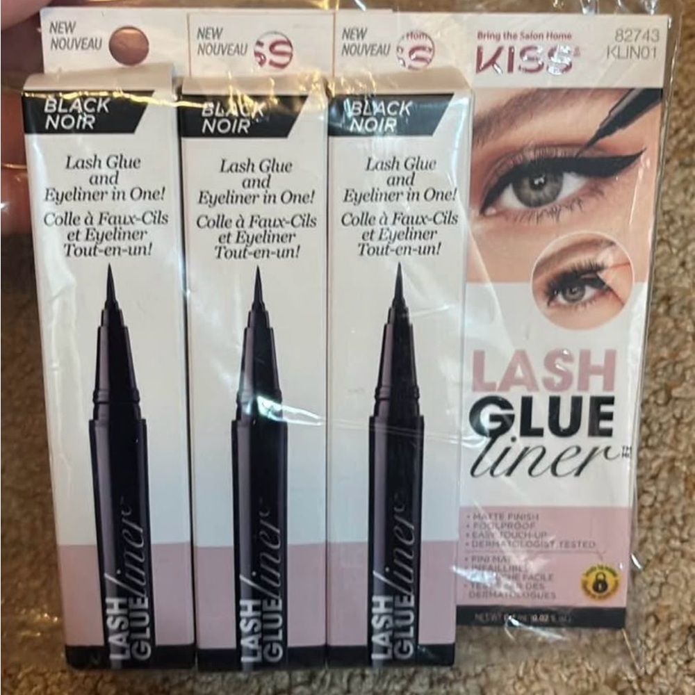 KISS Lash Glue Liner in Black